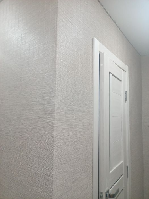 Поклейка обоев от 500-800