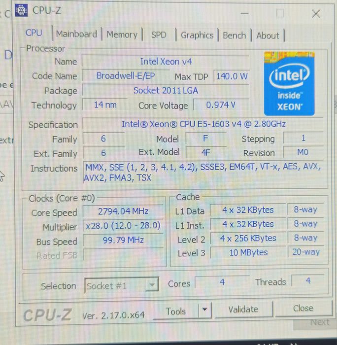 Workstation HP Z440 Xeon E5-1603 v4+AMD RX 570 + Monitor Philips 24"