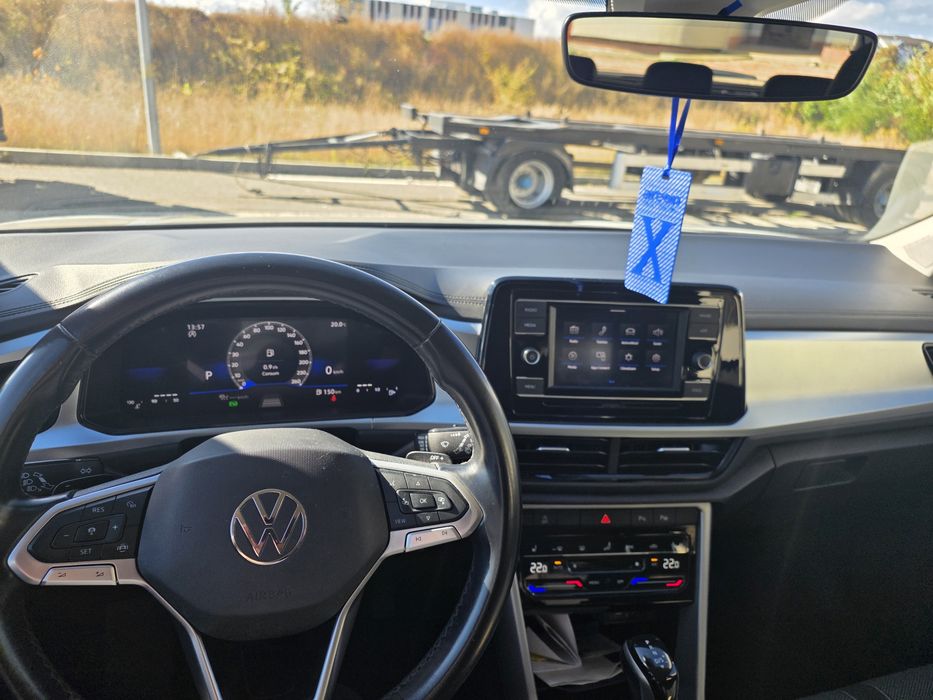 VOLKSWAGEN T-Roc 2023 — imagine 2