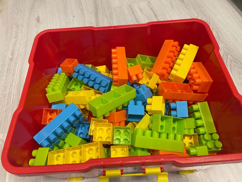 Jucarii pentru copii mici