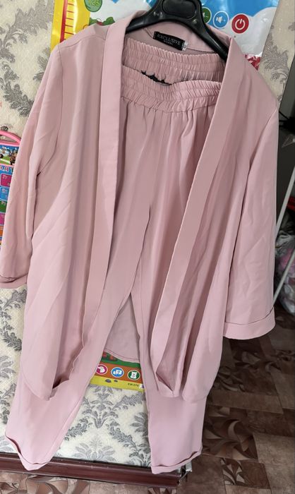 Двойки плтье, брюки