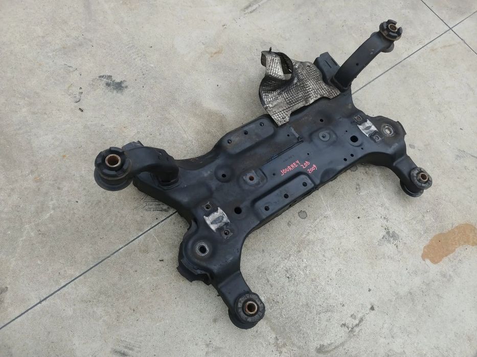 jug cadru motor 2.0crd  dodge journey 2009