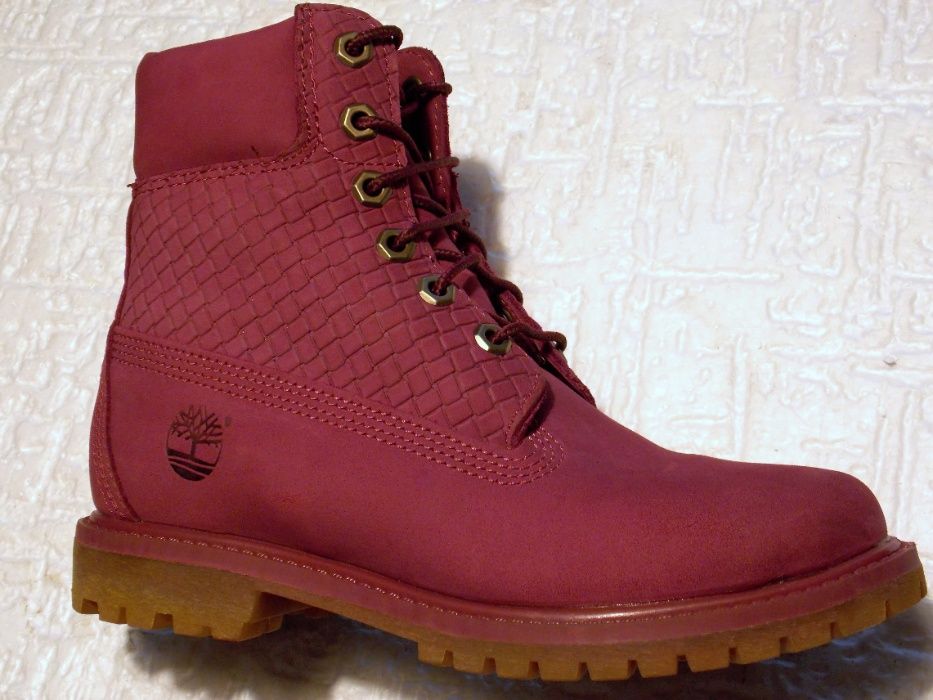 ghete bocanci noi noute ! Timberland nr.36,5 piele nubuc impermeabile