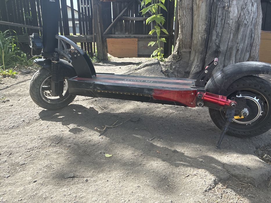 KUGOO M 4 Samokat