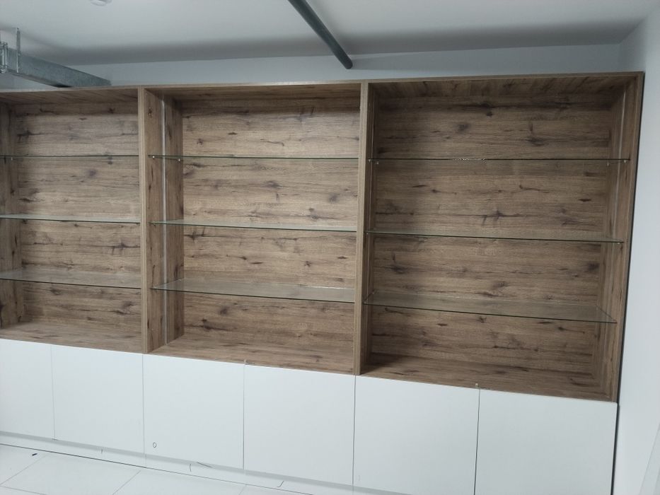 Мебель для сотовых аксессуаров