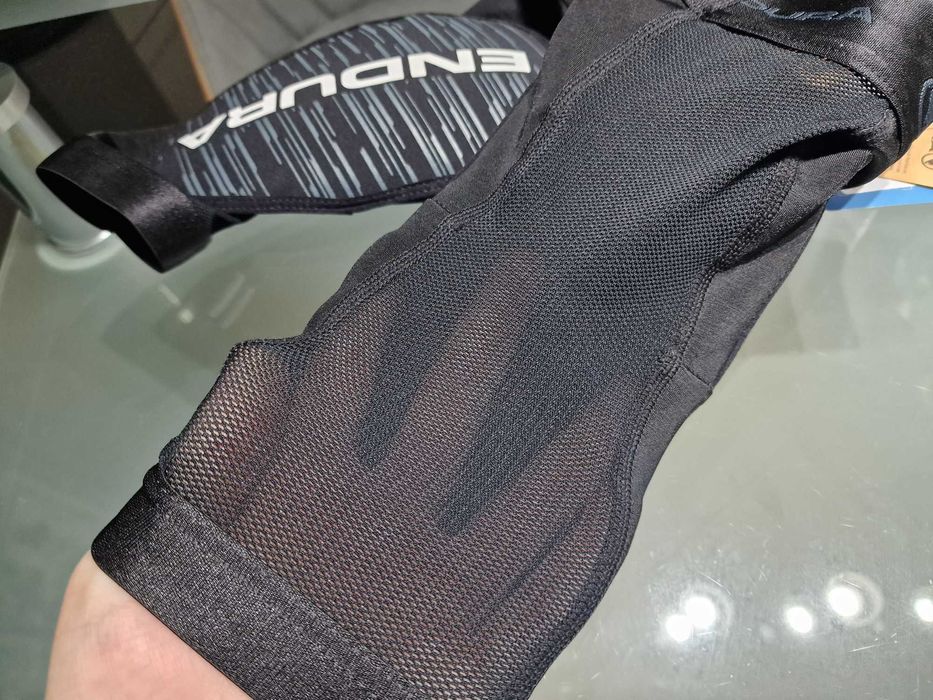 Налакътници Endura singletrack lite 2 - MTB Elbow pads - размер M/L