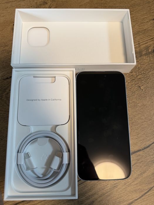 Iphone 15 blue 128gb с гаранция до 11.2026