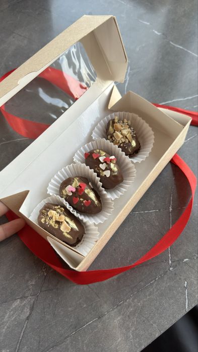 Финики в шоколаде