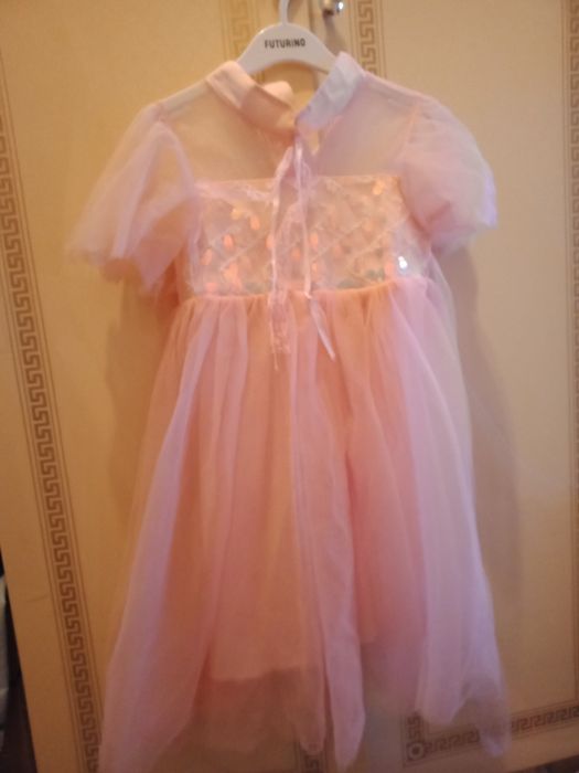 Платья в отличном состоянии