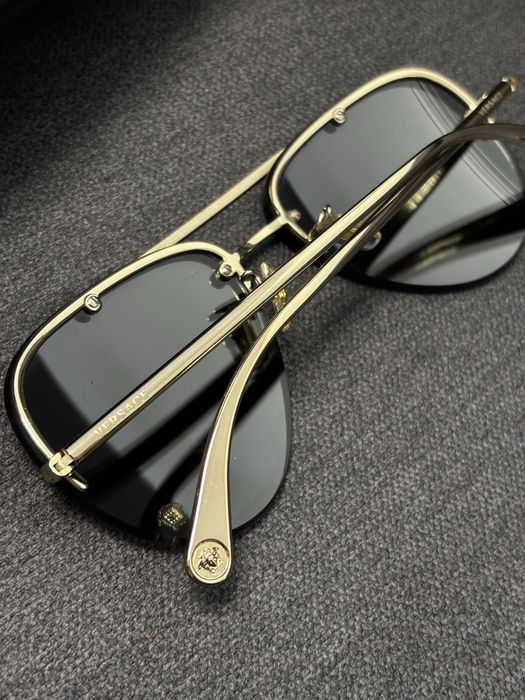 Ochelari de soare unisex Versace, Noi