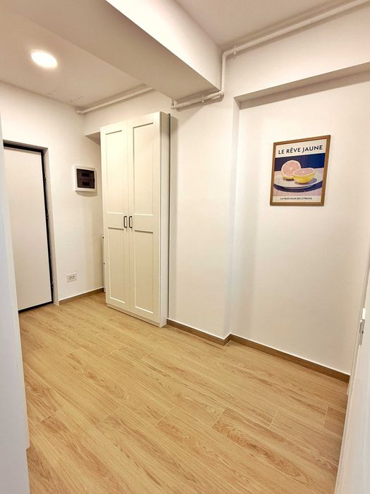 Inchiriez Garsoniera - Novum 56