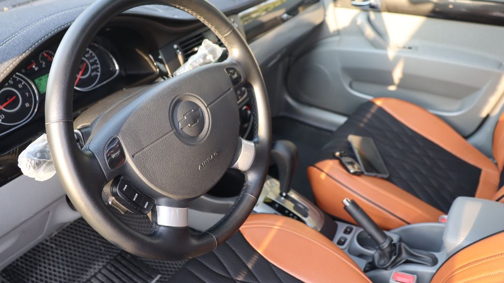 Chevrolet Lacetti Avtomat+abs,+lyuk- 2023