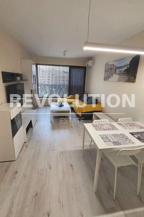 Дава се под наем Двустаен апартамент в Варна, Аспарухово - 60 кв.м за 600 € - Снимка #2