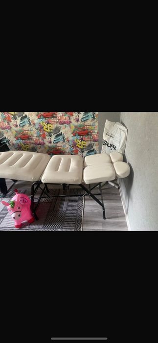 Кресло и кутишка