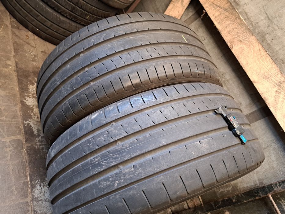 2 anvelope 275/40 R21 Yokohama 6mm