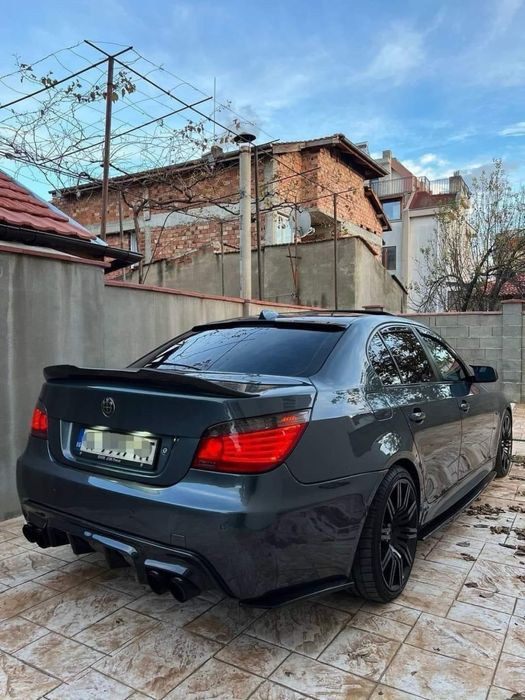 Спойлер задно стъкло за BMW E60