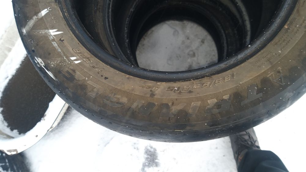 Продам летние Шины r15