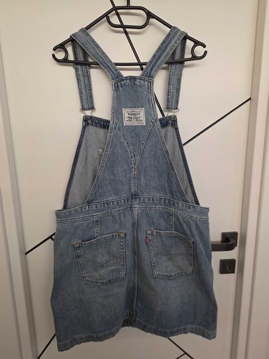 Salopetă scurtă damă Levi’s din denim, mărimea M