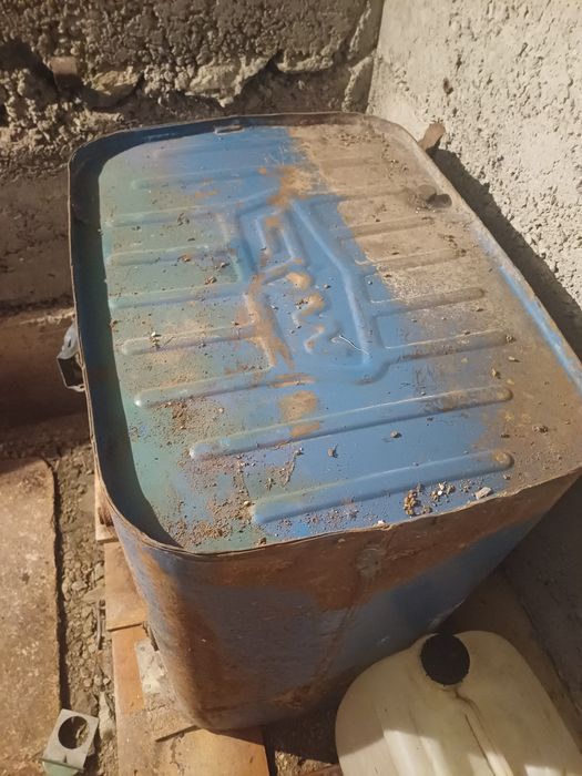 Продам бак под салярку
