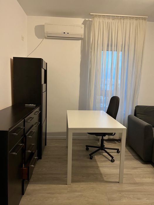 Apartament de închiriat