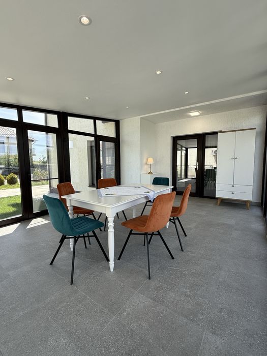 Casa moderna 4 camere cu finisaje superioare, complet mobilata si utilata, terasa generoasa – Green Residence Ulmi