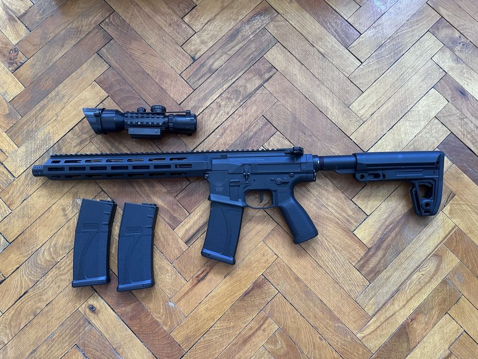 Airsoft пушка M4