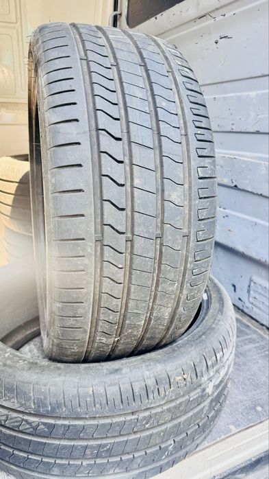 ANVELOPE second hand  vara 265 35 R22