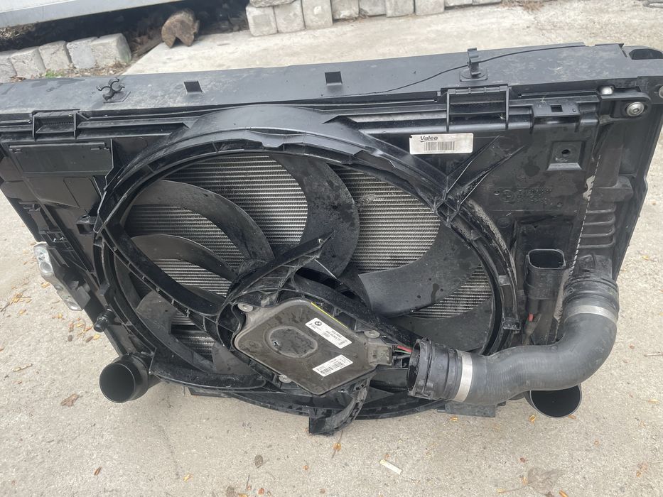 Радиатори комплект БМВ Ф30/ Ф31, 330д (radiatori bmw f30, 330d)