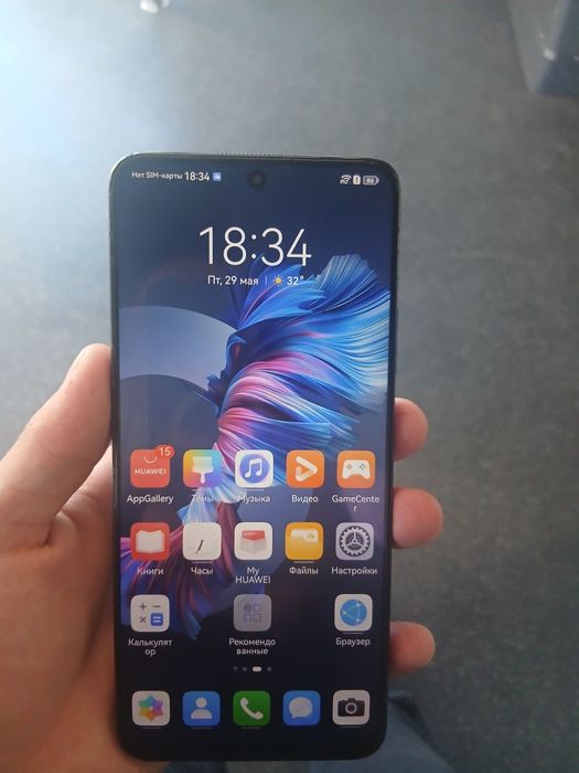 Huawei nova y90 .