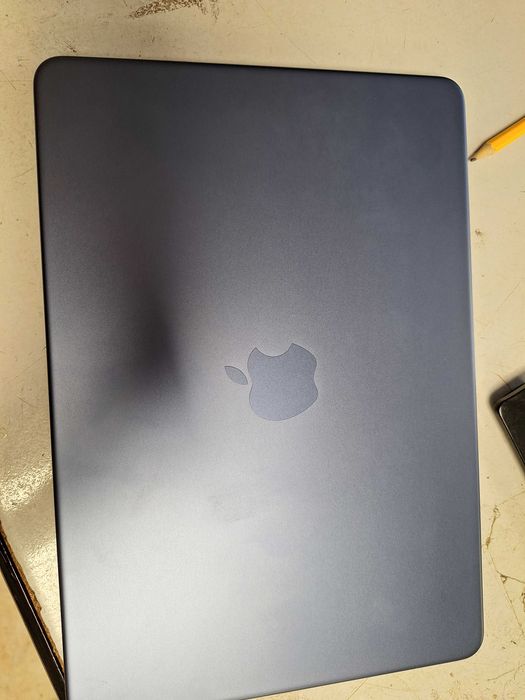 Лаптоп Mac book neo MBN13A18