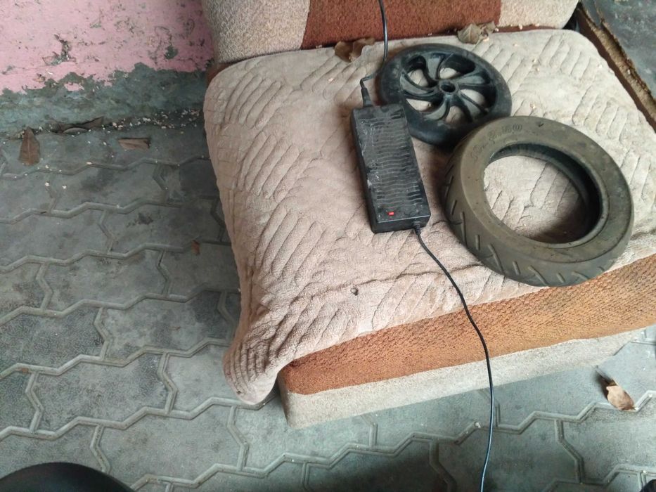 Продам электро самокат кцго м4