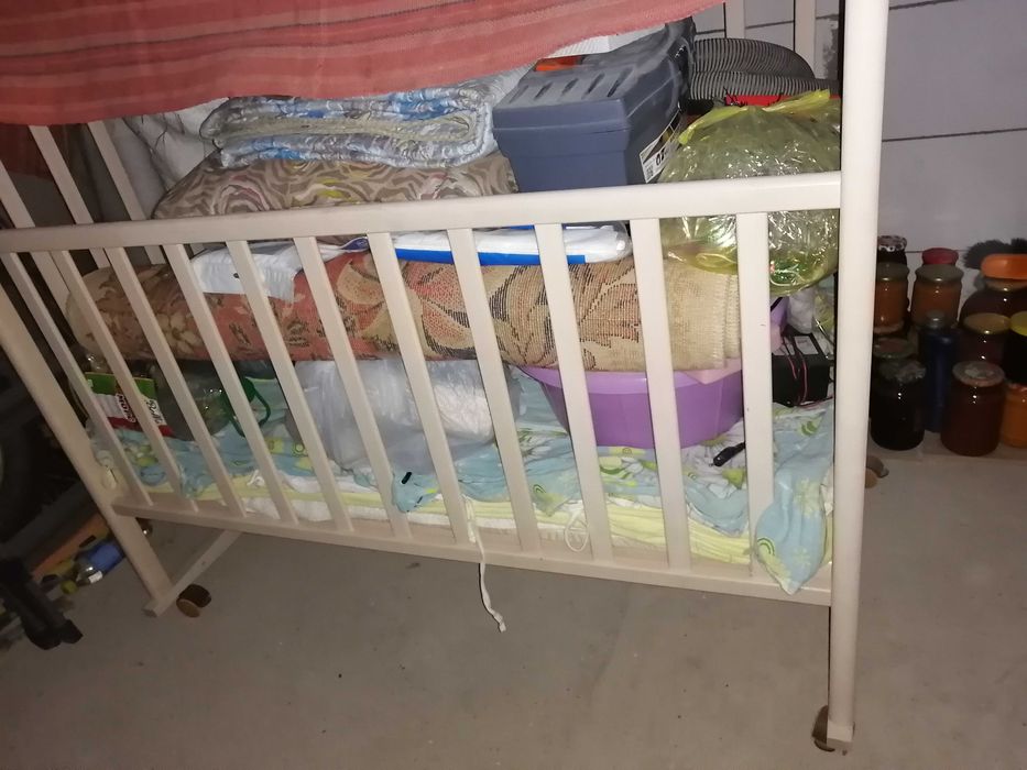 Продам детскую кроватку