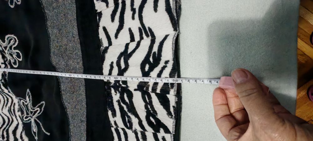 O fustă superbă de iarnă marime M