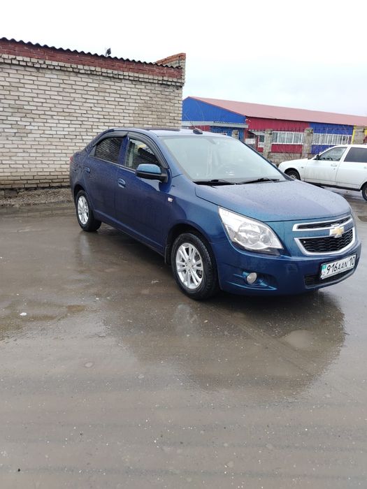 Продам шевролет кобальт