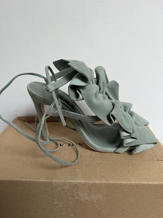 Sandale Zara cu toc, 36, verzi, cu siret, piele naturala