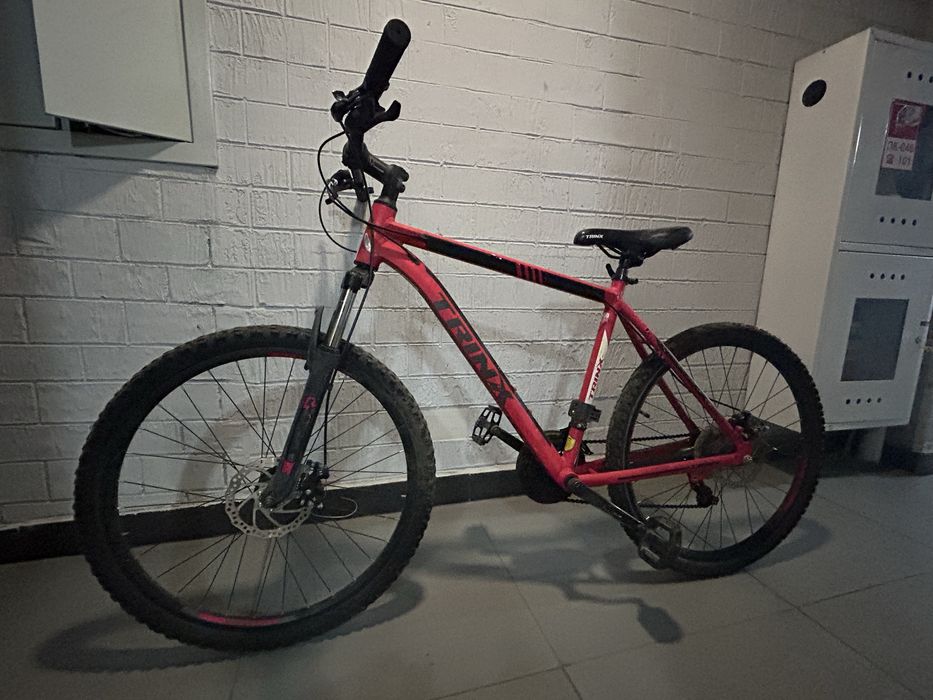 Велосипед TRINX, цвет красный