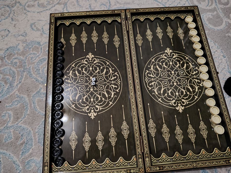 Продам нарды новый