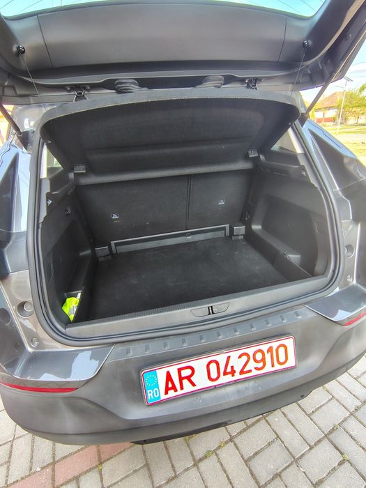 Opel Grandland x 2020 1.5 diesel 131 cp