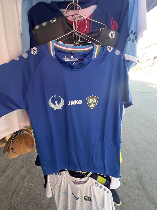 Futbol formalari padraskovy orta yosh bolalar uchun