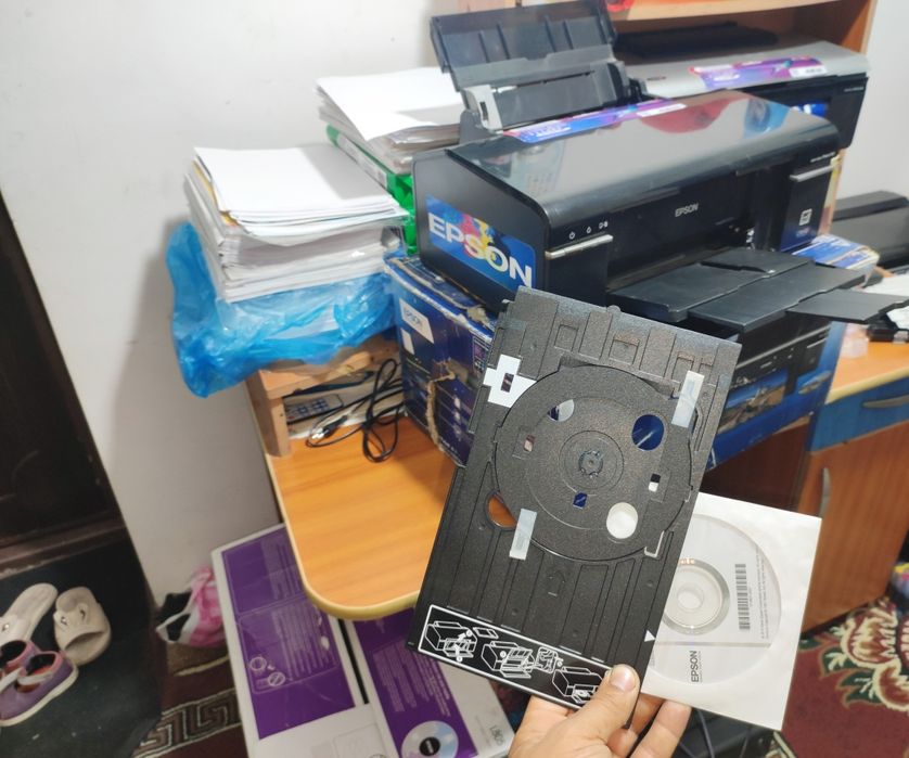 Epson P 50 yangi 1000 ta chiqargan 6 ta rangli karopka dakument idial