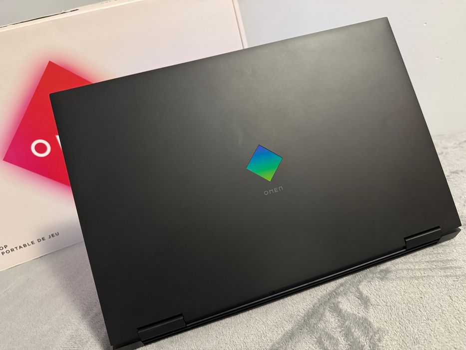 Лаптоп HP OMEN 17-ck2007 Гаранция 17" 4080 12GB