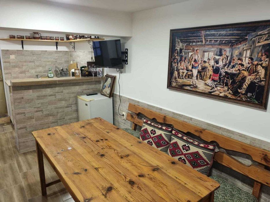 Топ цена-Етаж от къща, гр. Ямбол Център