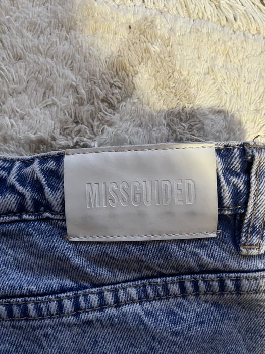 Blugi rupti cu talie inalta marimea S