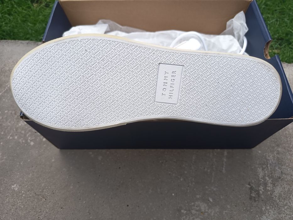 Tommy Hilfiger Маратонки
