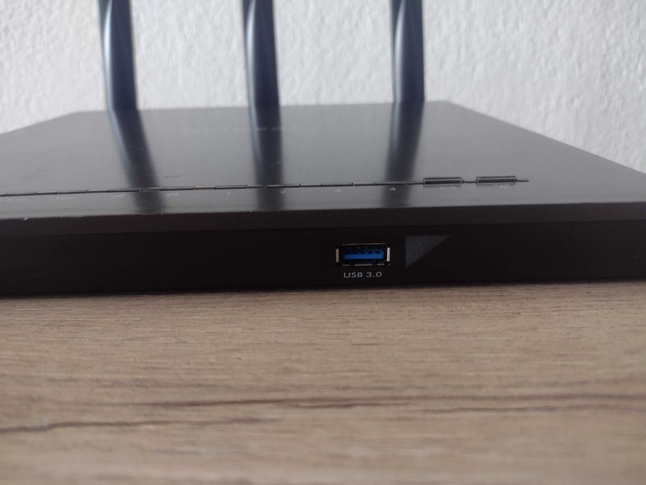 NetGear R7000 Nighthawk AC1900 Smart WiFi Router