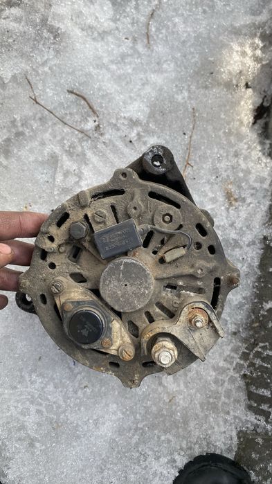 Bosch генератор BMW E23/E24/E28/E30