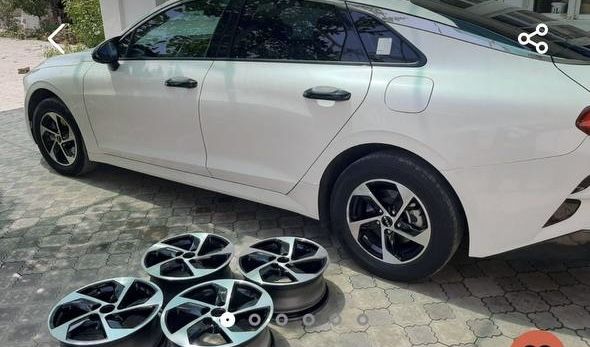 продаются 16 диски от kia k5