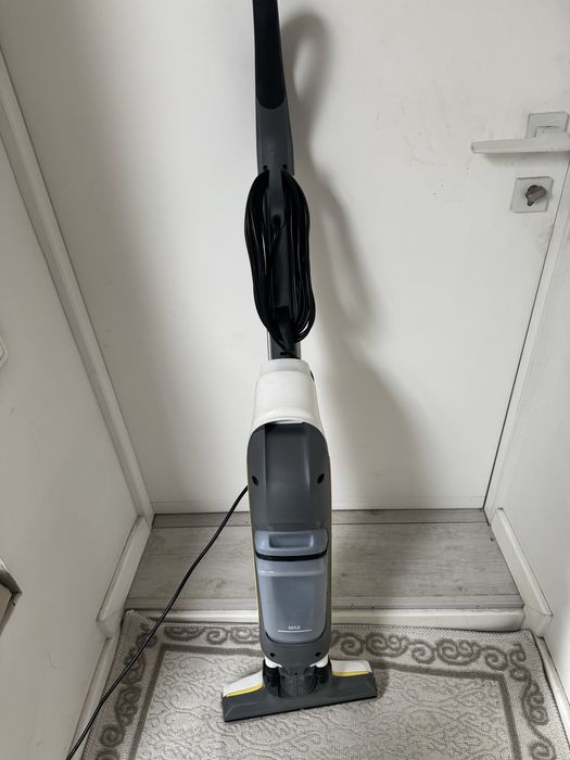 Поломойная машина KARCHER