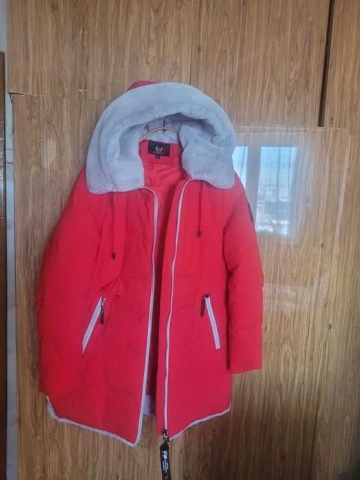 Куртка тёплая, зимняя женская 52 размер