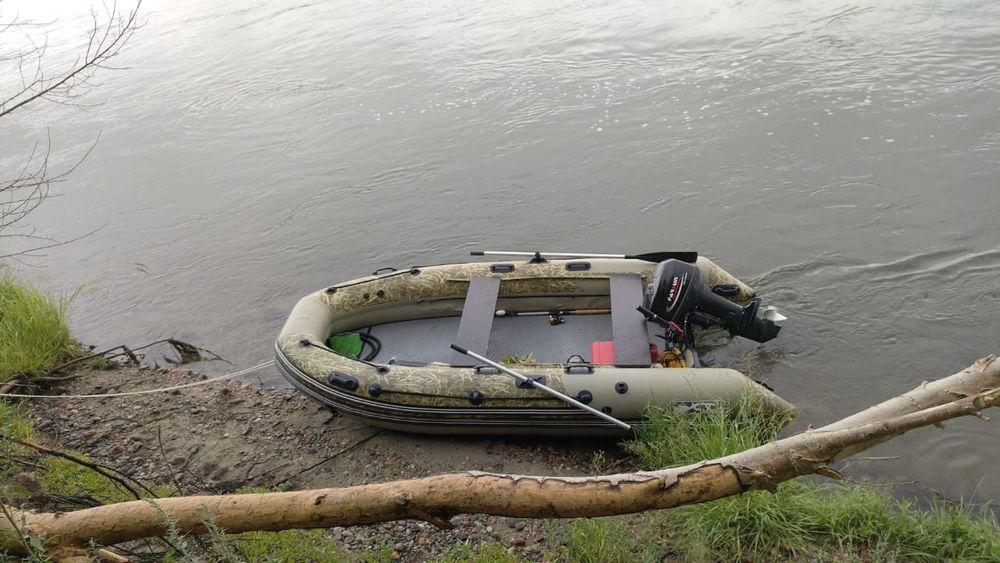 Продам лодку Риф Скат НДНД 370